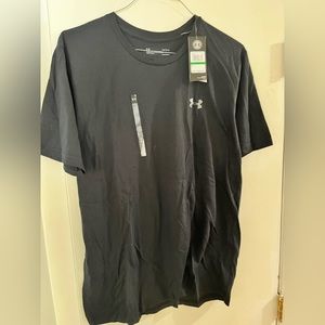 Mens NWT Under Armour T shirt